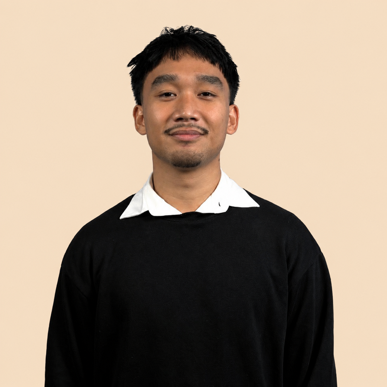 Portrait of Aaron Flores